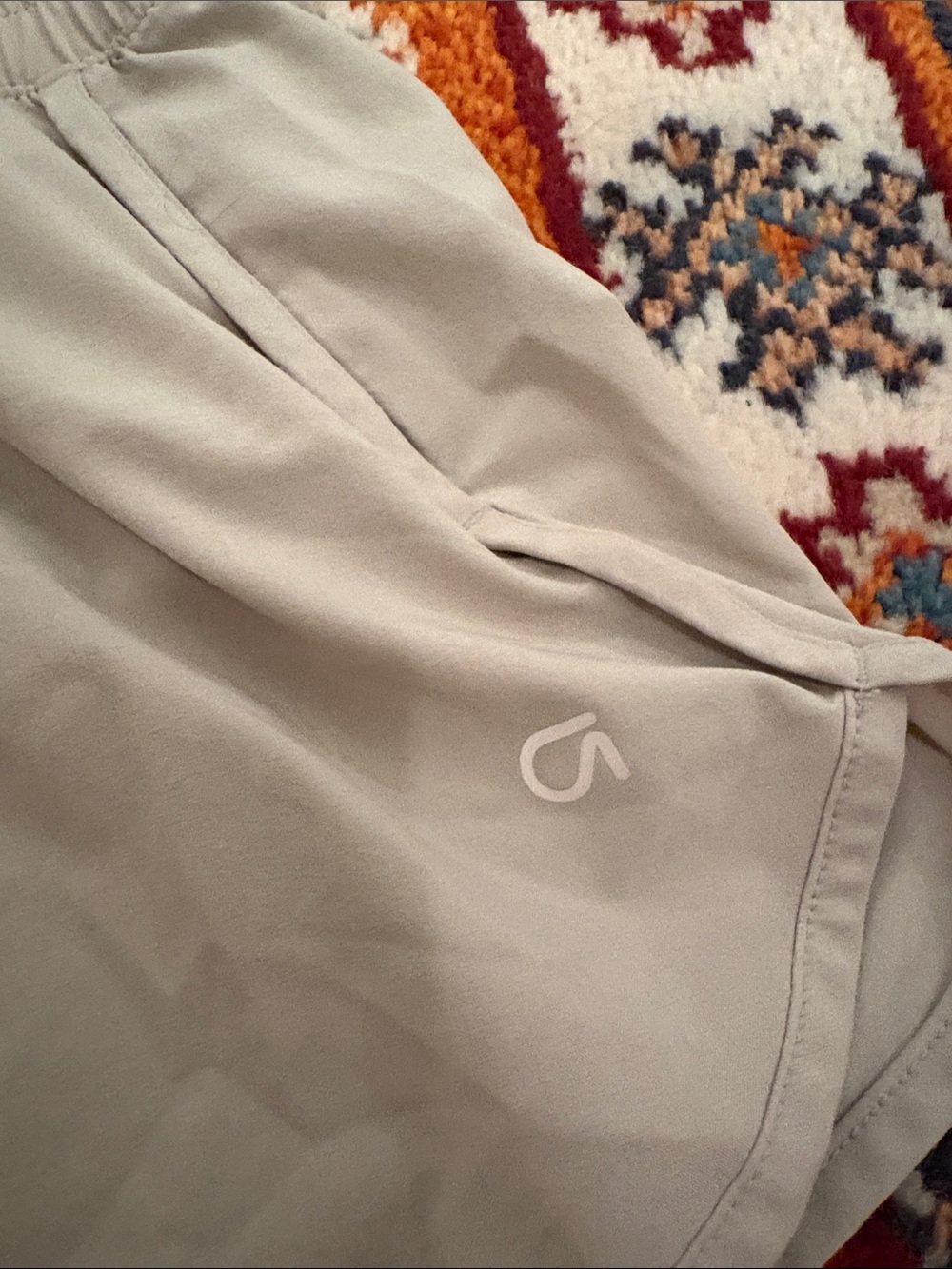 Gap Fit Active Shorts 3” - Picture 3 of 5
